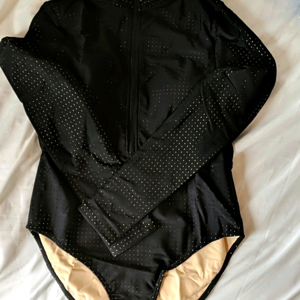 Sexy Fabletics deep zip long sleeve swimsuit